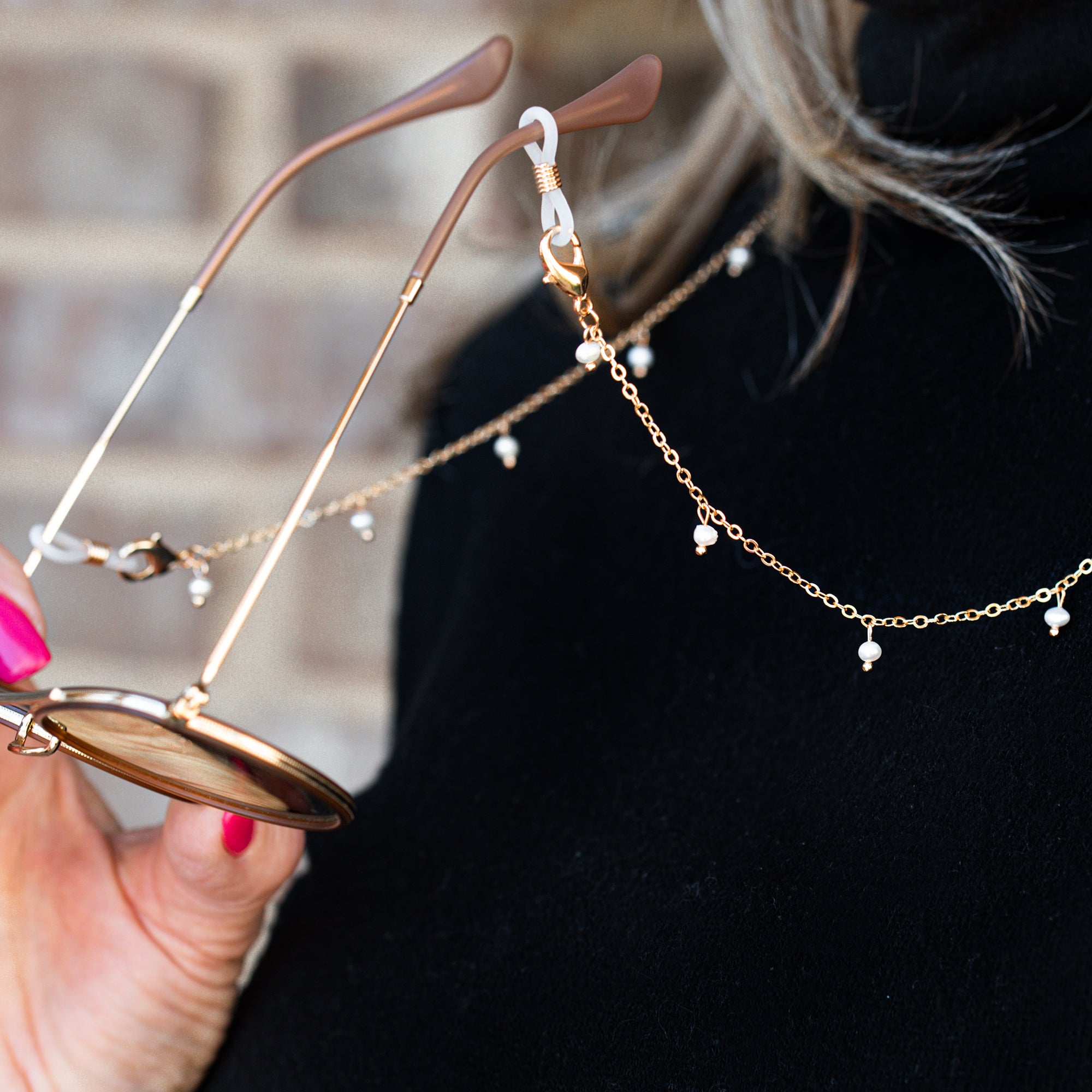 Pearl Shaker Eyewear Chain